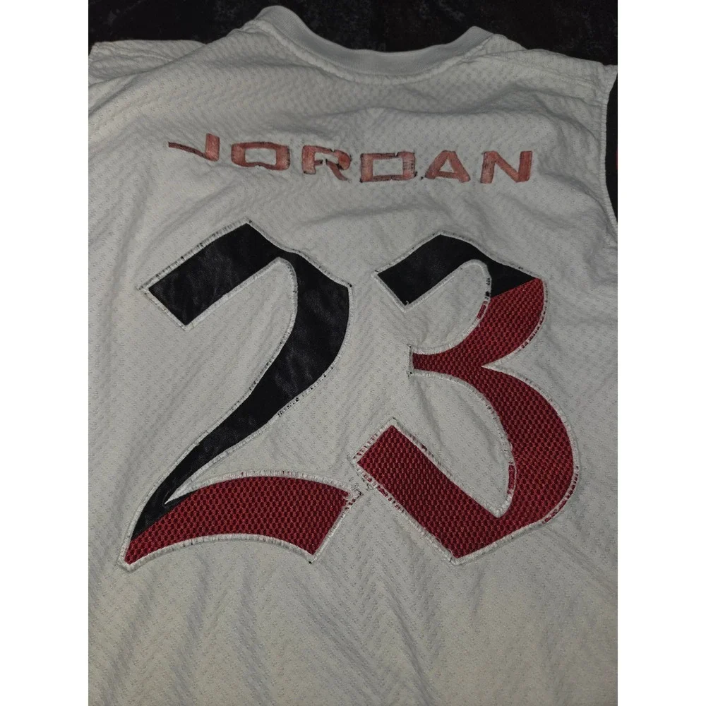 Vintage Jordan 23 Sleeveless Basketball Jersey White Red Black Men's XL EUC Read